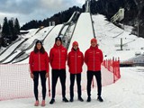 SCR-Team bei Ankunft in Seefeld vor der Toni Seelos Schanze